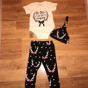 “Oh deer” three piece baby girl set